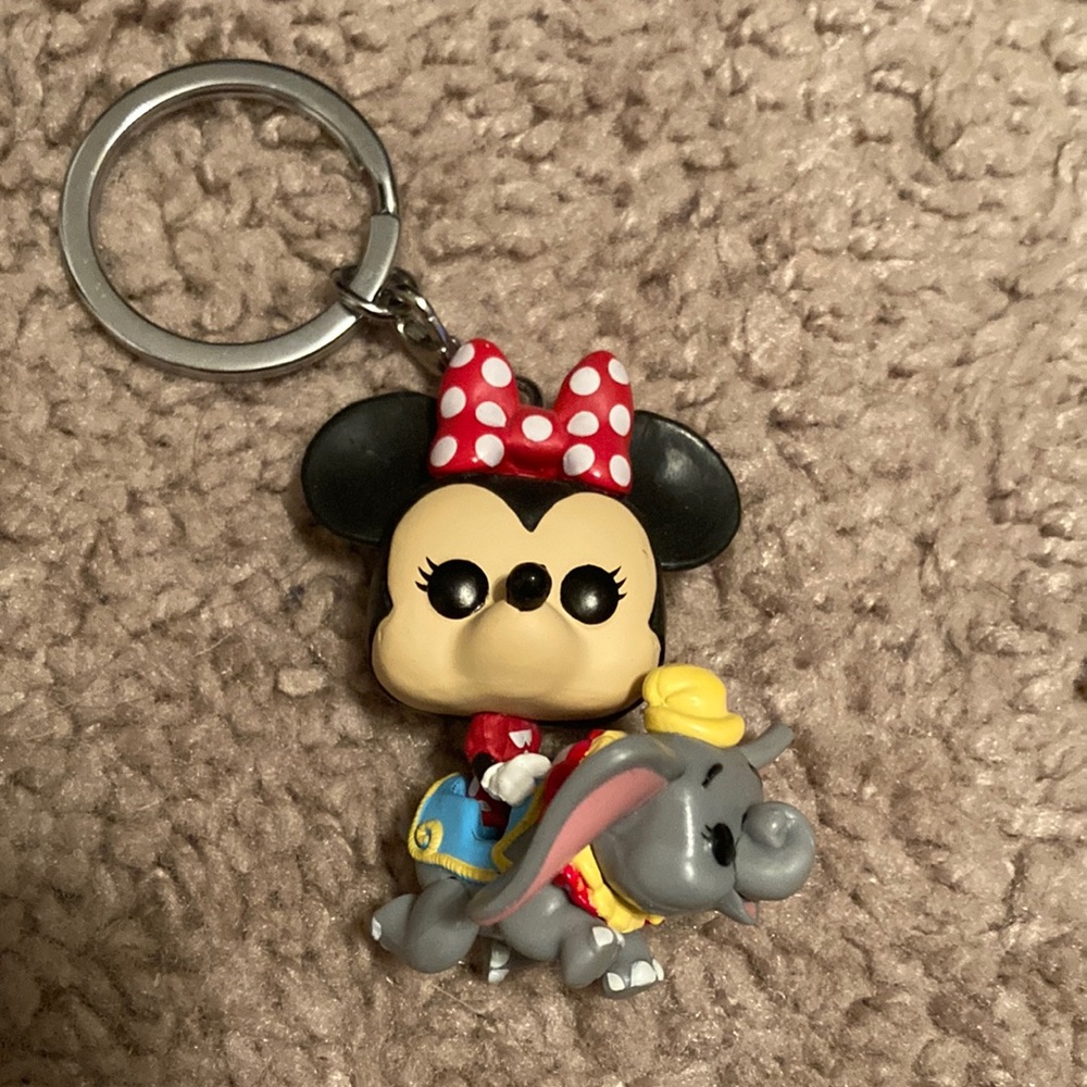 Disney’s Minnie Mouse Mini Funko Keychain